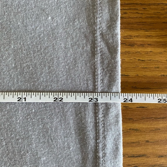 FRIENDS Central Perk T-Shirt - Picture 8 of 10